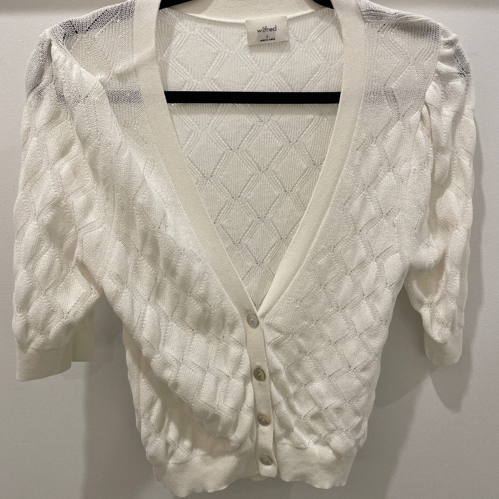 Aritzia |  White Blouse | Wilfred | Button Up/Low Cut | S
